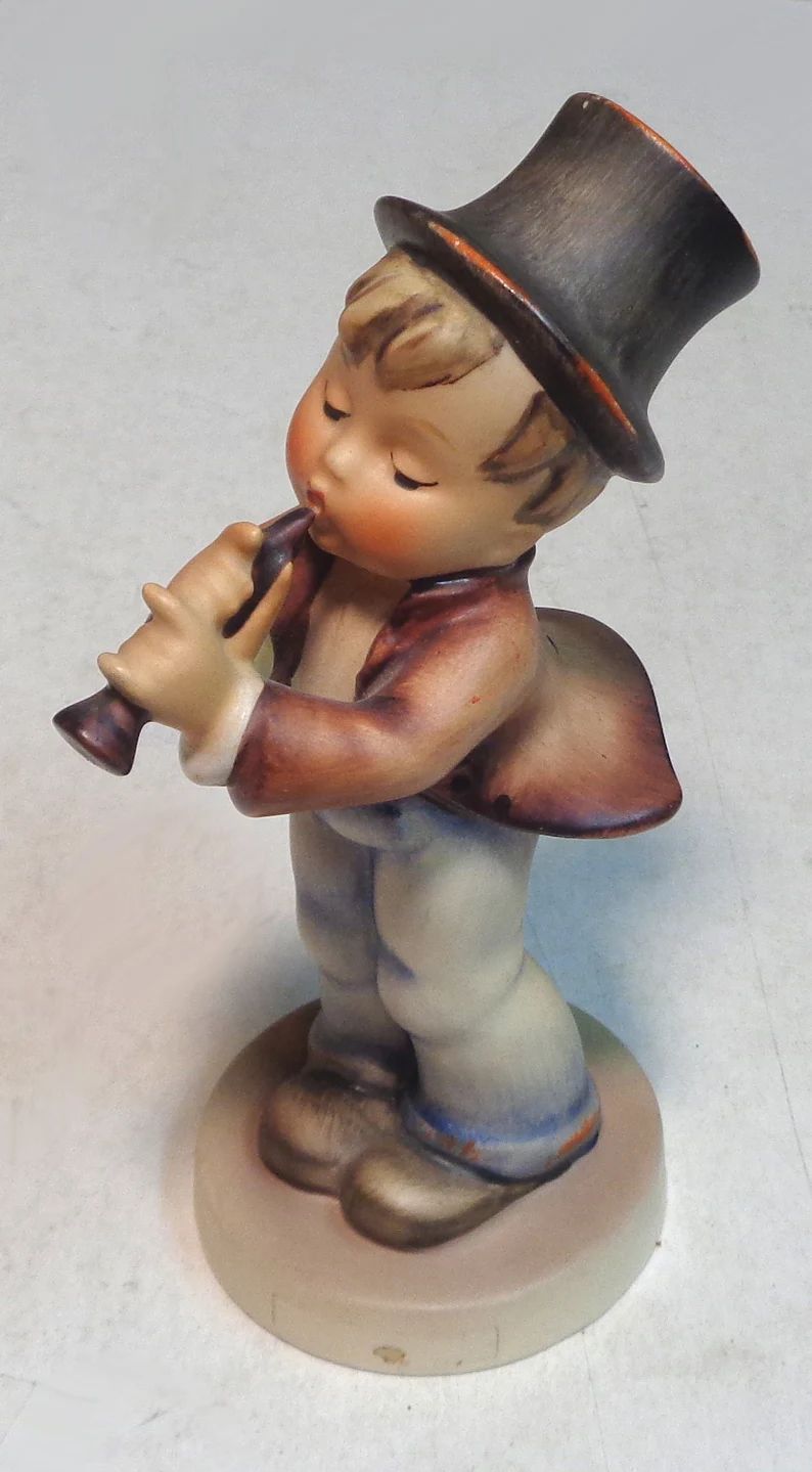 hummel-figurine-serenade-5-inches-tall