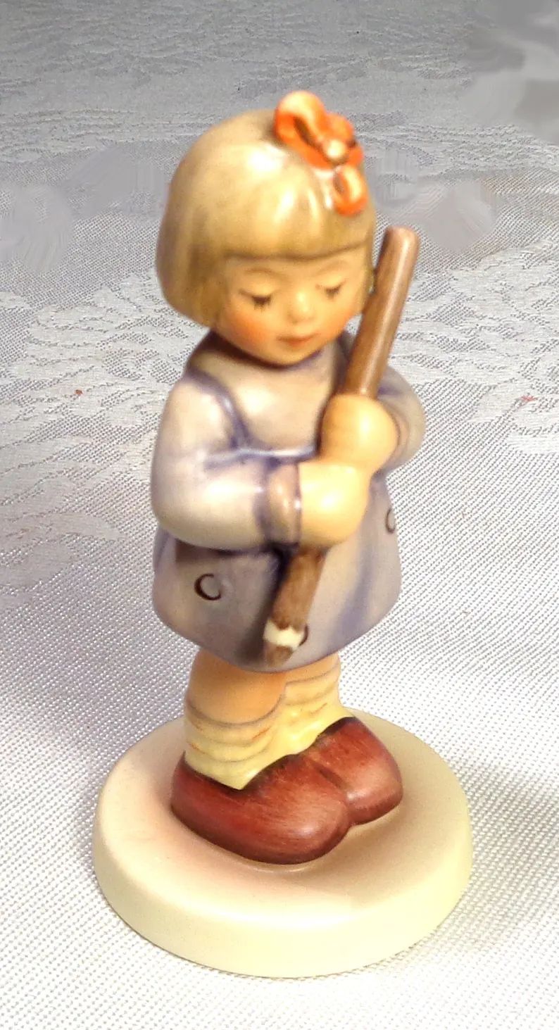 hummel-figurine-sharpest-student-2087a-4-4452398014