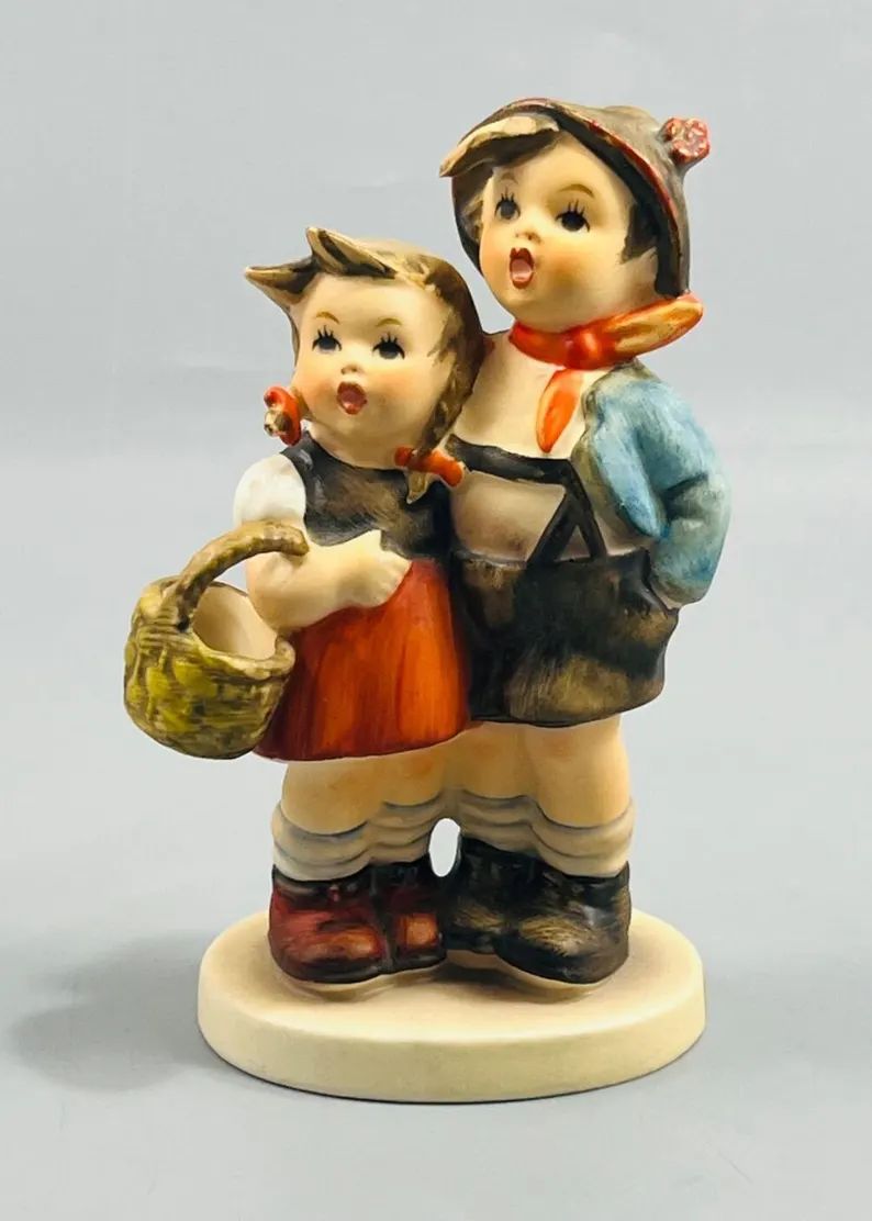 hummel-figurine-surprise-4-inches-tall