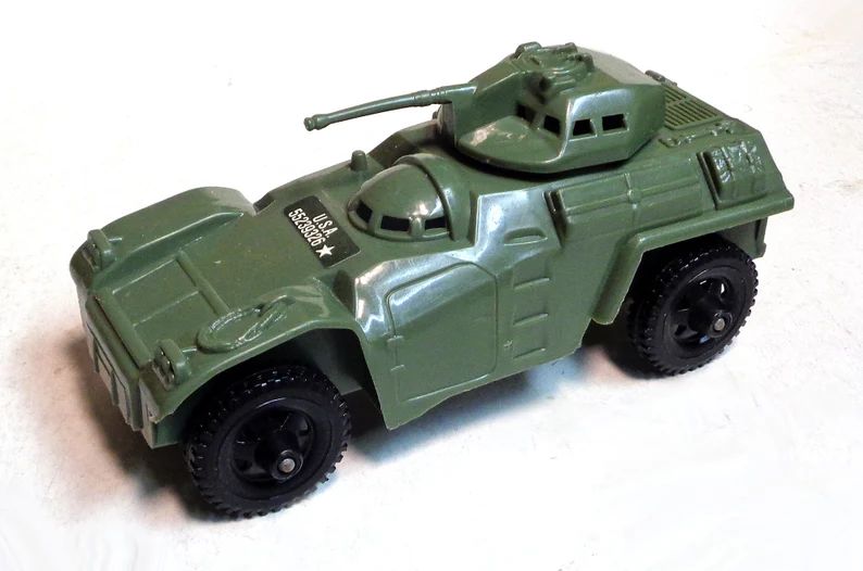 vintage-tim-mee-us-army-armoured-vehicle-1439425503