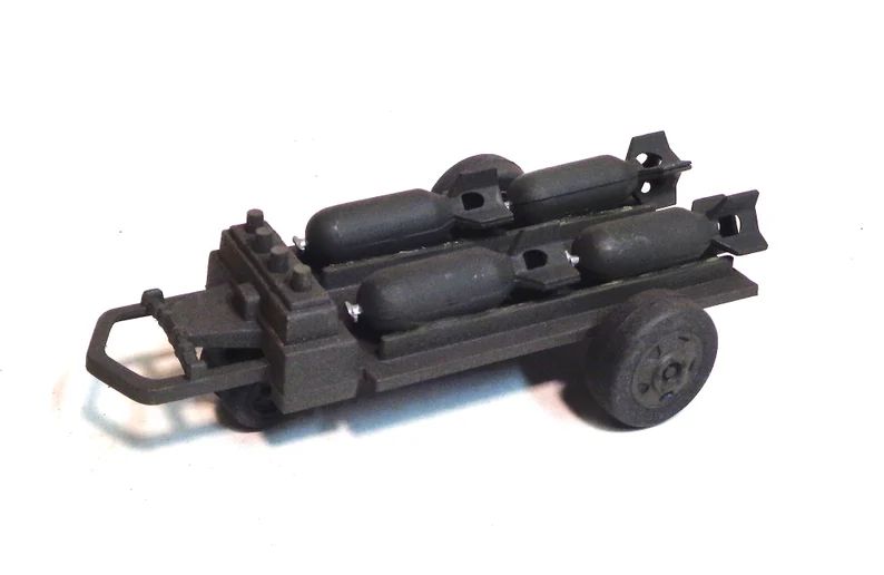 vintage-us-army-m5-bomb-trailer-w4-bombs-1195611482