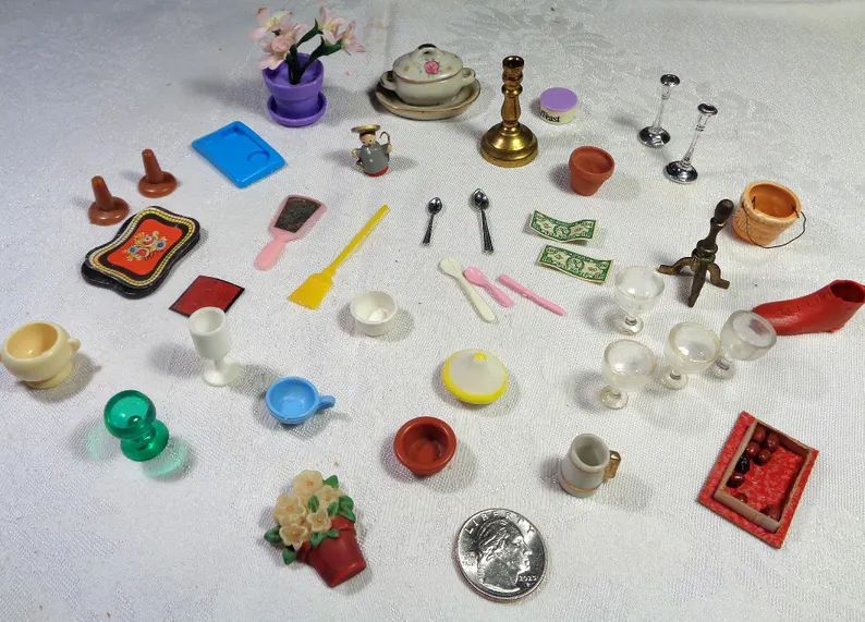 misc-lot-of-miniature-dollhouse-or
