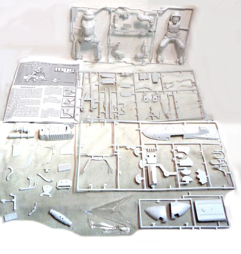 mpc-star-wars-land-speeder-kit-mostly