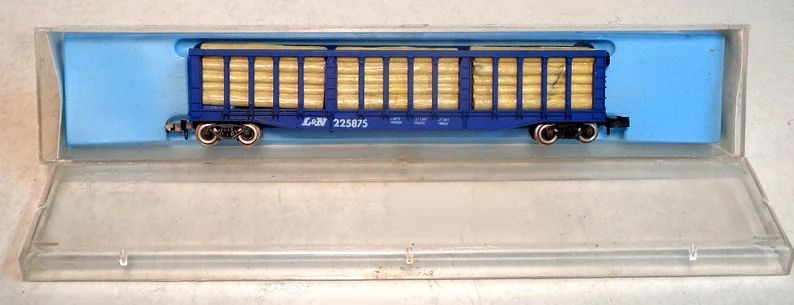 n-scale-atlas-freight-bulkhead-car-with
