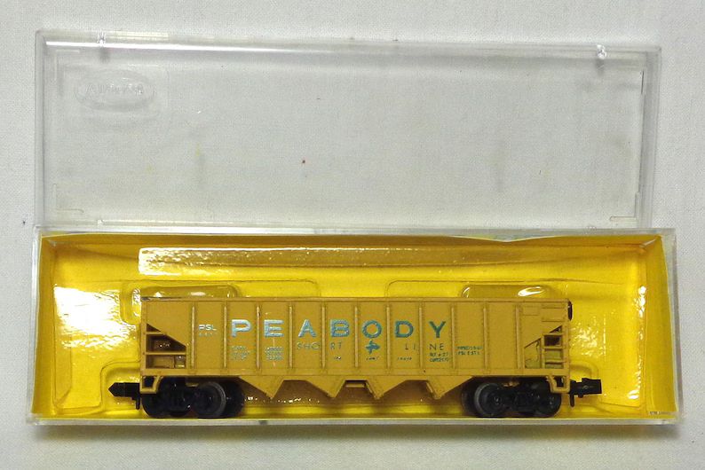 n-scale-auroraahm-open-hopper-freight