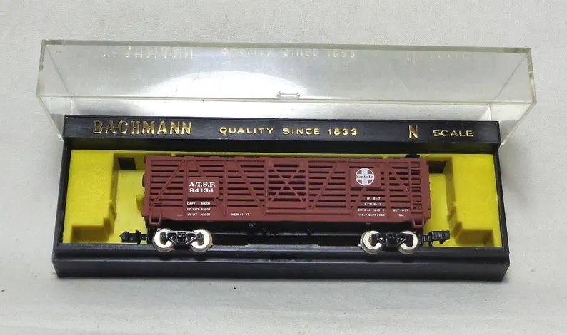 n-scale-bachmann-41-stock-cattle-car