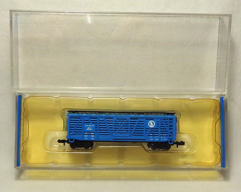 n-scale-bachmann-silver-series-40ft-stock