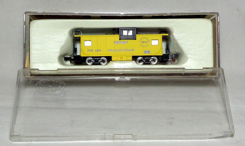 n-scale-concor-freight-car-extended-vision