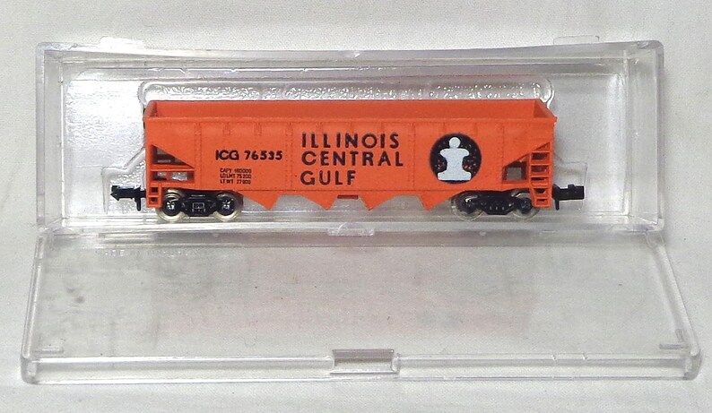 n-scale-model-power-hopper-freight-car