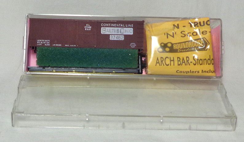n-scale-roundhouse-old-time-box-car