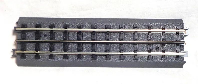 o-scale-mth-3-rail-realtrax-vintage-10-inch