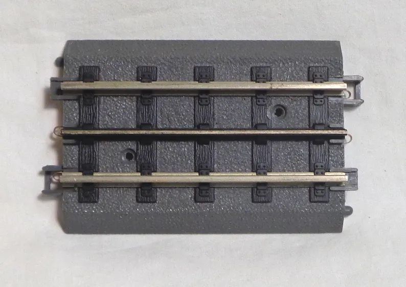 o-scale-mth-3-rail-realtrax-vintage-45