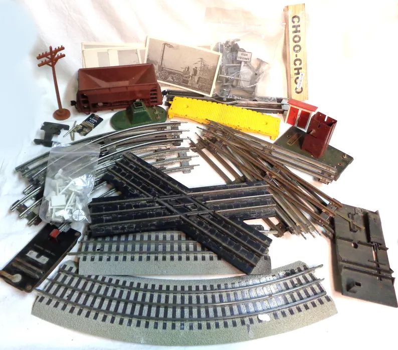 o-scale-parts-lot-4-damagedused-items