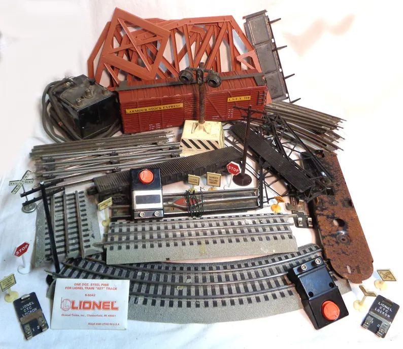 o-scale-parts-lot-8-damagedused-items