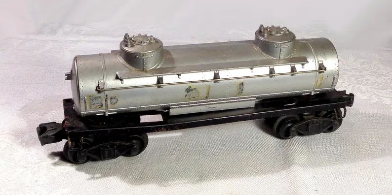 vintage-lionel-6465-2-dome-tanker-car-no-4447133698