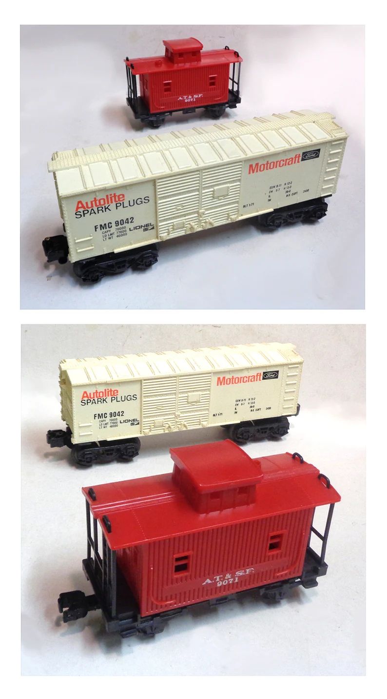 vintage-lionel-lot-of-two-freight-cars