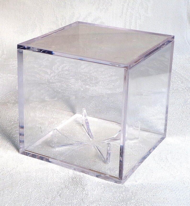 clear-baseball-display-holder-version-2